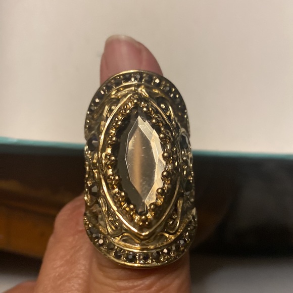 Costume Rings. 4 total. All stretchy bands - Picture 4 of 7